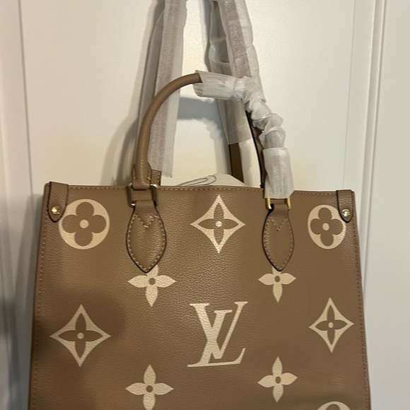 Tan and Cream Shoulder or Tote Bag NWT - Picture 9 of 9